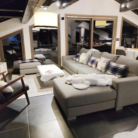 1550 Avec Vue Chalet *